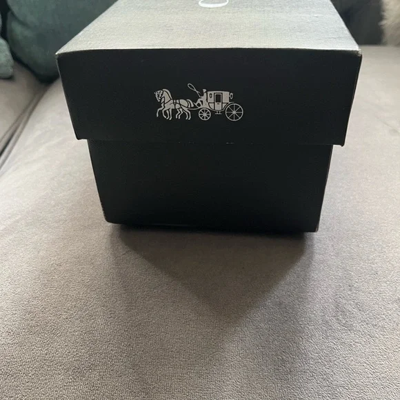 Coach Tan Flats with Ruched Leather and Bow Detail - Picture 7 of 8